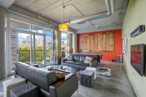 308-1001 Belleview Street, Dallas, TX, 75215 | Card Image