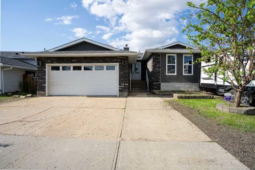 106 Cruickshank Rd, Fort Mcmurray, AB, T9K1L3 | Card Image