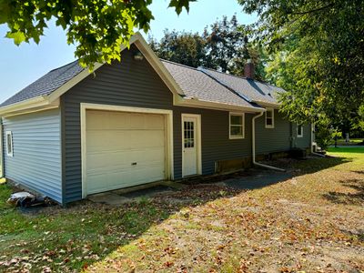 302 E St Joe Street, House other with 2 bedrooms, 1 bathrooms and null parking in Litchfield MI | Image 2