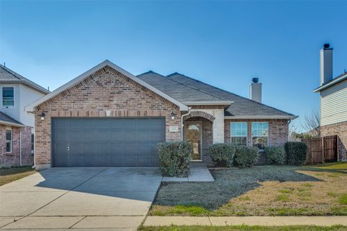 805 Cathy Dr, Burleson, TX, 76028-8657 | Card Image
