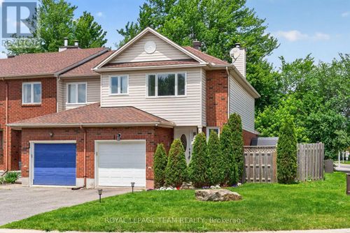 121 Cedarock Drive, Ottawa, ON, K2M2H5 | Card Image