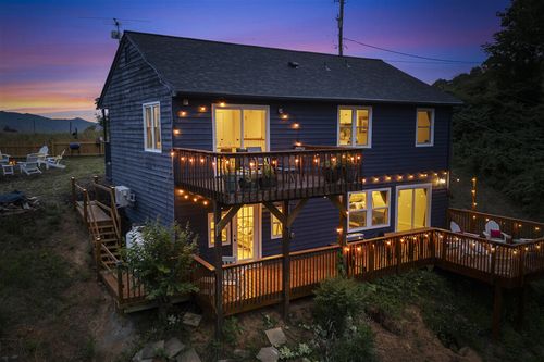 1039 Fosters Knob Rd, Blue Ridge, VA, 24064-3078 | Card Image