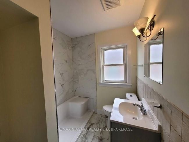 6476 Maranda St, Home with 4 bedrooms, 2 bathrooms and 3 parking in Niagara Falls ON | Image 13