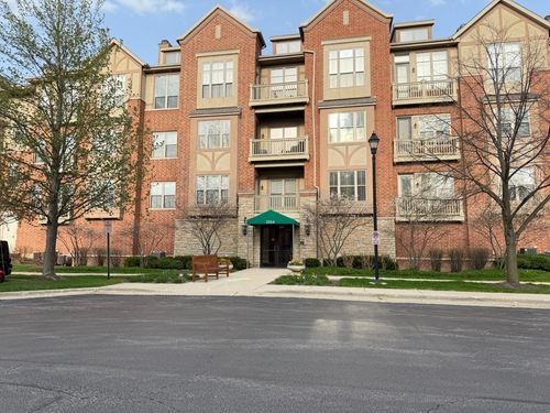 305-1914 Farnsworth Ln, Northbrook, IL, 60062-3774 | Card Image