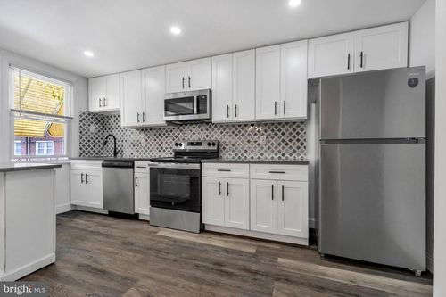 312 Golf Rd, DARBY, PA, 19023-1319 | Card Image