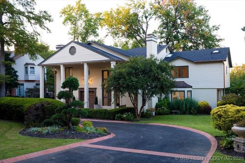 2151 27th St, Tulsa, OK, 74114-4220 | Card Image