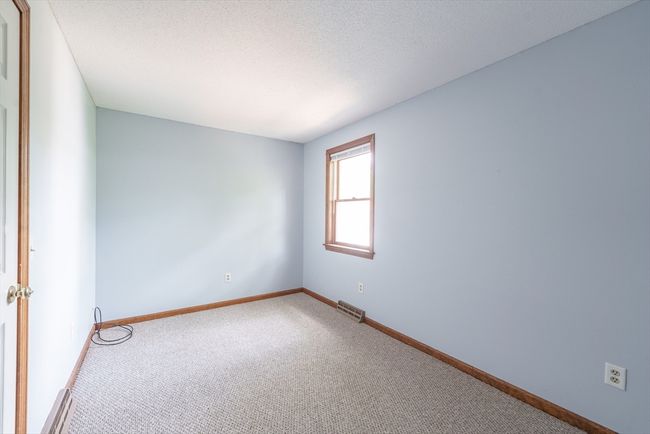 34 Luden St, House other with 2 bedrooms, 2 bathrooms and 2 parking in Springfield MA | Image 22