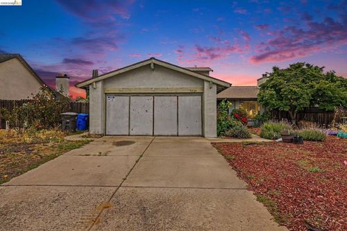 5029 Teakwood Dr, Oakley, CA, 94561 | Card Image