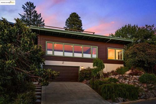 1069 Miller Ave, Berkeley, CA, 94708-1546 | Card Image