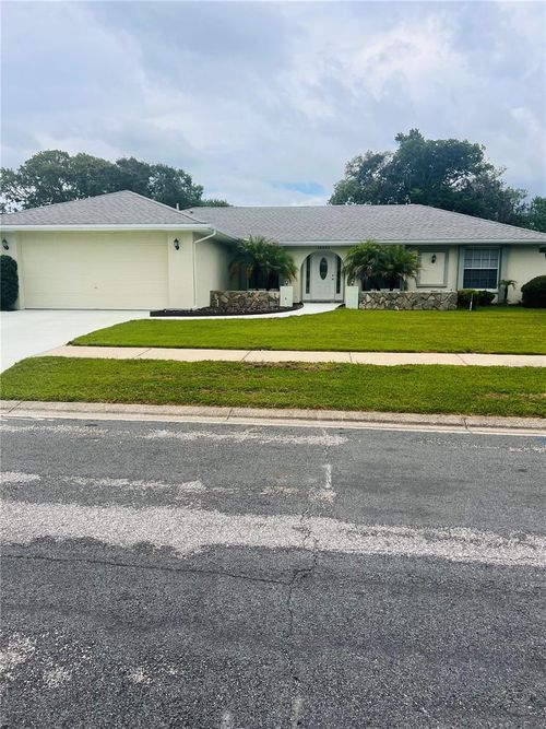 10340 Ventura Dr, SPRING HILL, FL, 34608-7478 | Card Image