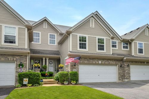 164 River Mist Dr, Oswego, IL, 60543-8358 | Card Image