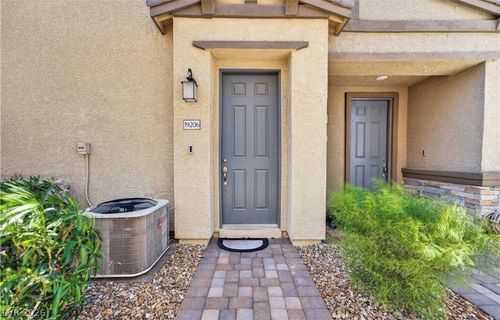 19206-3700 Canis Minor Ln, Henderson, NV, 89052-8805 | Card Image