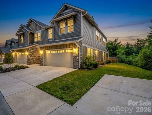 572 Sweet Birch Park Ln, Black Mountain, NC, 28711-0465 | Card Image