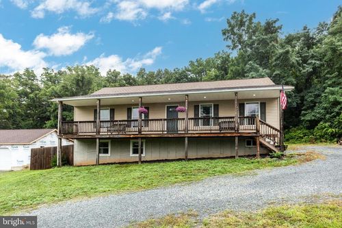 245 Apache Trail, FAIRFIELD, PA, 17320 | Card Image