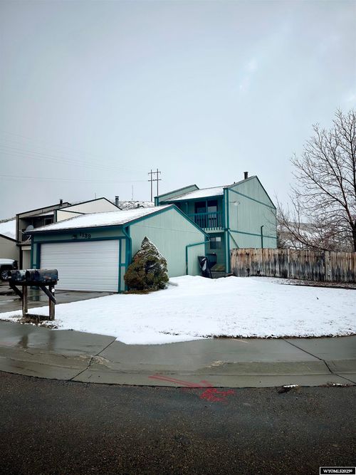 1139 9th West Ave, Kemmerer, WY, 83101-4017 | Card Image
