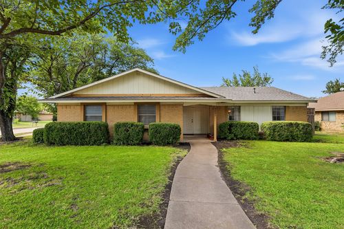 2601 Raintree Dr, Plano, TX, 75074-4873 | Card Image