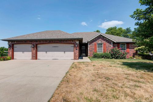 1107 Bryce Ln, Nixa, MO, 65714-7945 | Card Image