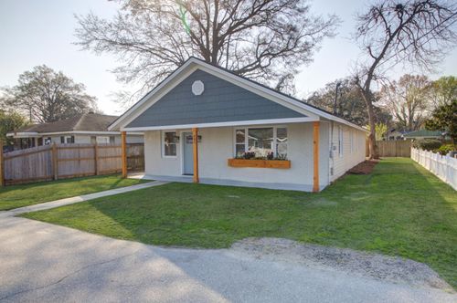 921 Hillsboro Dr, Charleston, SC, 29407-6133 | Card Image