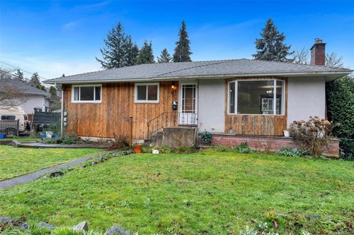 3160 Stevenson Pl, Victoria, BC, V8X1C5 | Card Image