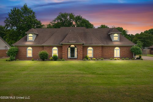 7254 Flower Creek Drive, Southaven, MS, 38671 | Card Image