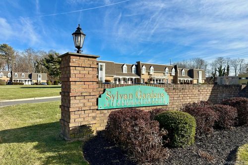 65-101 Sylvan Ave, Miller Place, NY, 11764-2449 | Card Image