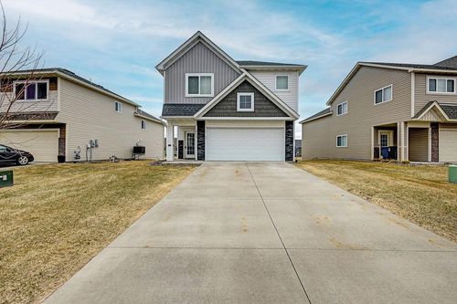 39844 Fawn Ave, North Branch, MN, 55056-6165 | Card Image