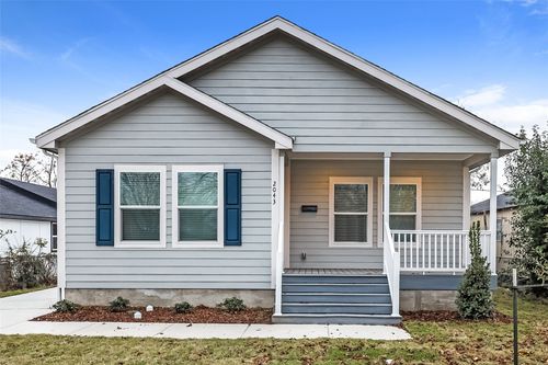 2043 Bayside St, Dallas, TX, 75212-1715 | Card Image
