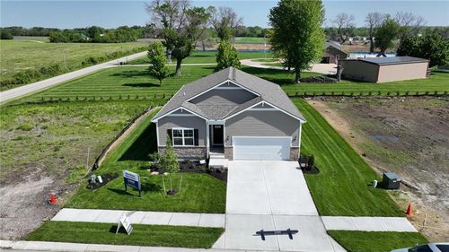 2701 Mercer Ln, Platte City, MO, 64079-4804 | Card Image