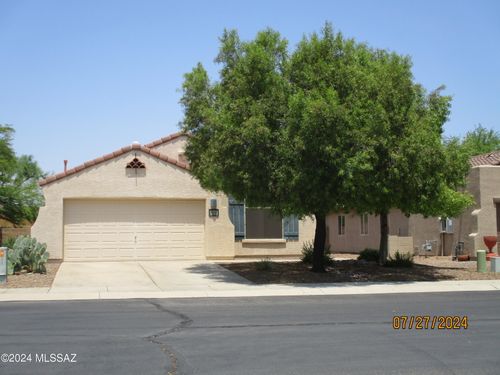 8252 W Opal Moon Ct, Tucson, AZ, 85743-5243 | Card Image