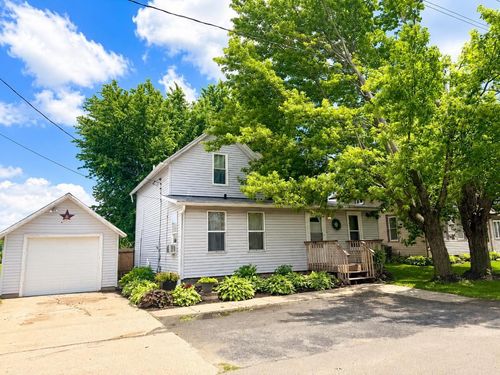 S8314 Denzer Rd, North Freedom, WI, 53951-9771 | Card Image