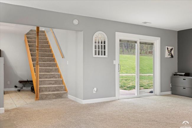 11096 43 Rd St, Home with 3 bedrooms, 3 bathrooms and null parking in Perry KS | Image 17