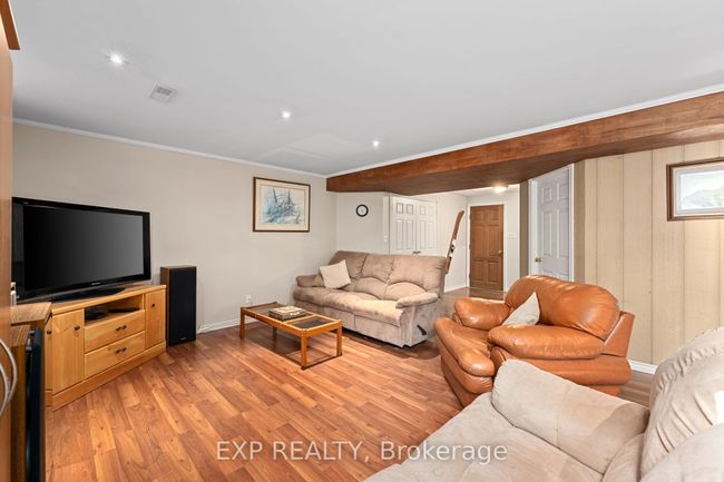 2 Birch Knoll Rd, House other with 5 bedrooms, 3 bathrooms and 5 parking in Sutton West ON | Image 34