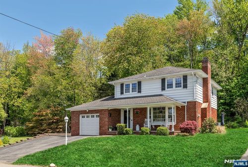 5 East St, Wanaque, NJ, 07465-1300 | Card Image