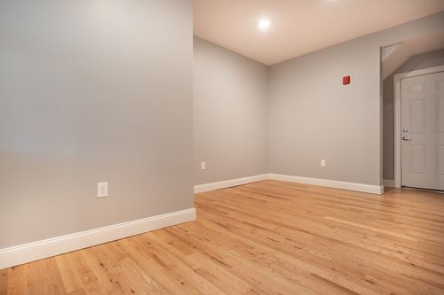 4-293 Fayette St, Quincy, MA, 02170-1617 | Card Image