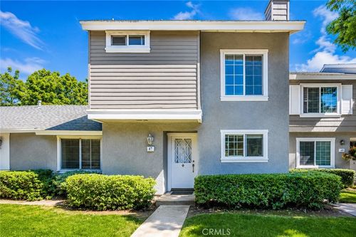 27-47 Fox Holw, Irvine, CA, 92614-7962 | Card Image