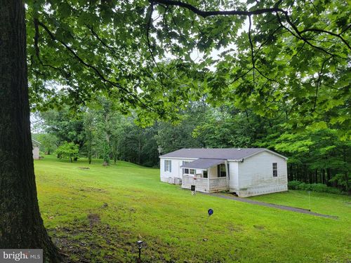 5600 Middle Ridge Rd, NEWPORT, PA, 17074-7308 | Card Image