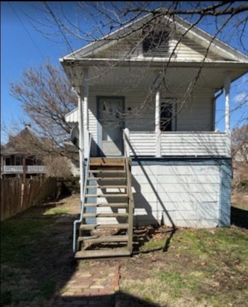 809 Beaver Rd, Ambridge, PA, 15003-2032 | Card Image