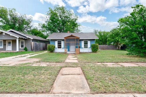 949 Palm St, Abilene, TX, 79602-2442 | Card Image