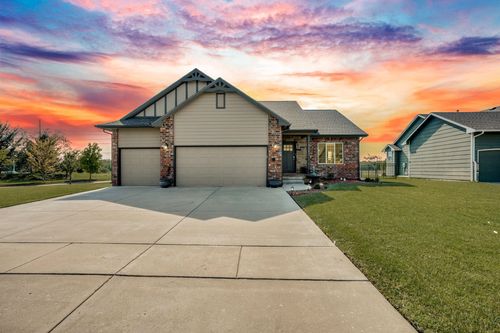 4803 N Emerald Ct, Maize, KS, 67101-8704 | Card Image