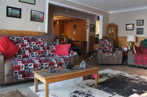 3205 Whitmore Ave, Regina, SK, S4S1C1 | Card Image