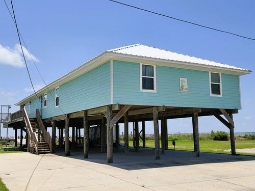 231 W Central Ave, Grand Isle, LA, 70358 | Card Image