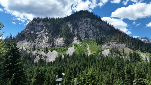 30 Saint Anton St, Snoqualmie Pass, WA, 98068 | Card Image