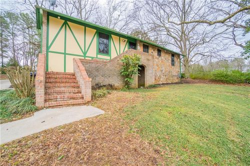 1865 Oak Grove Rd Ne, Atlanta, GA, 30345-3838 | Card Image