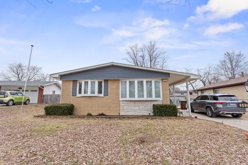 507 W Arquilla Dr, Glenwood, IL, 60425-1104 | Card Image