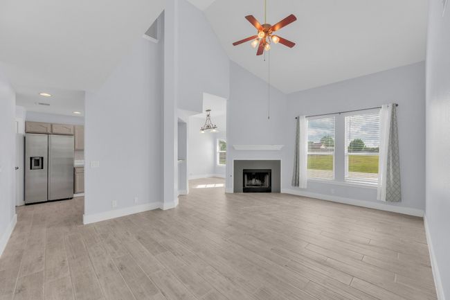 131 Martin Crossing Dr, House other with 3 bedrooms, 3 bathrooms and null parking in Cedar Creek TX | Image 30