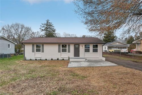 725 Shannon Bradley Rd, Gastonia, NC, 28052-1033 | Card Image