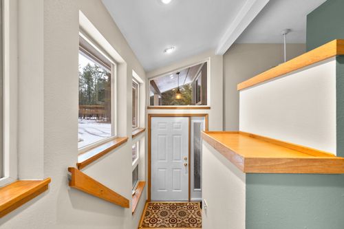 1341 N Prairie View Rd, Whitefish, MT, 59937-8591 | Card Image