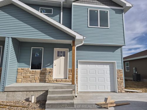 1455 Peach St, Grand Island, NE, 68801-7516 | Card Image
