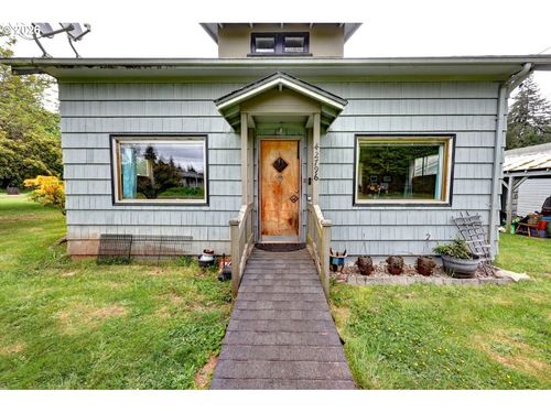 42796 Hillcrest Loop, Astoria, OR, 97103 | Card Image
