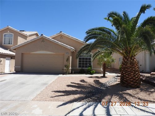 4533 Chestnut Blaze Dr, North Las Vegas, NV, 89032-2423 | Card Image